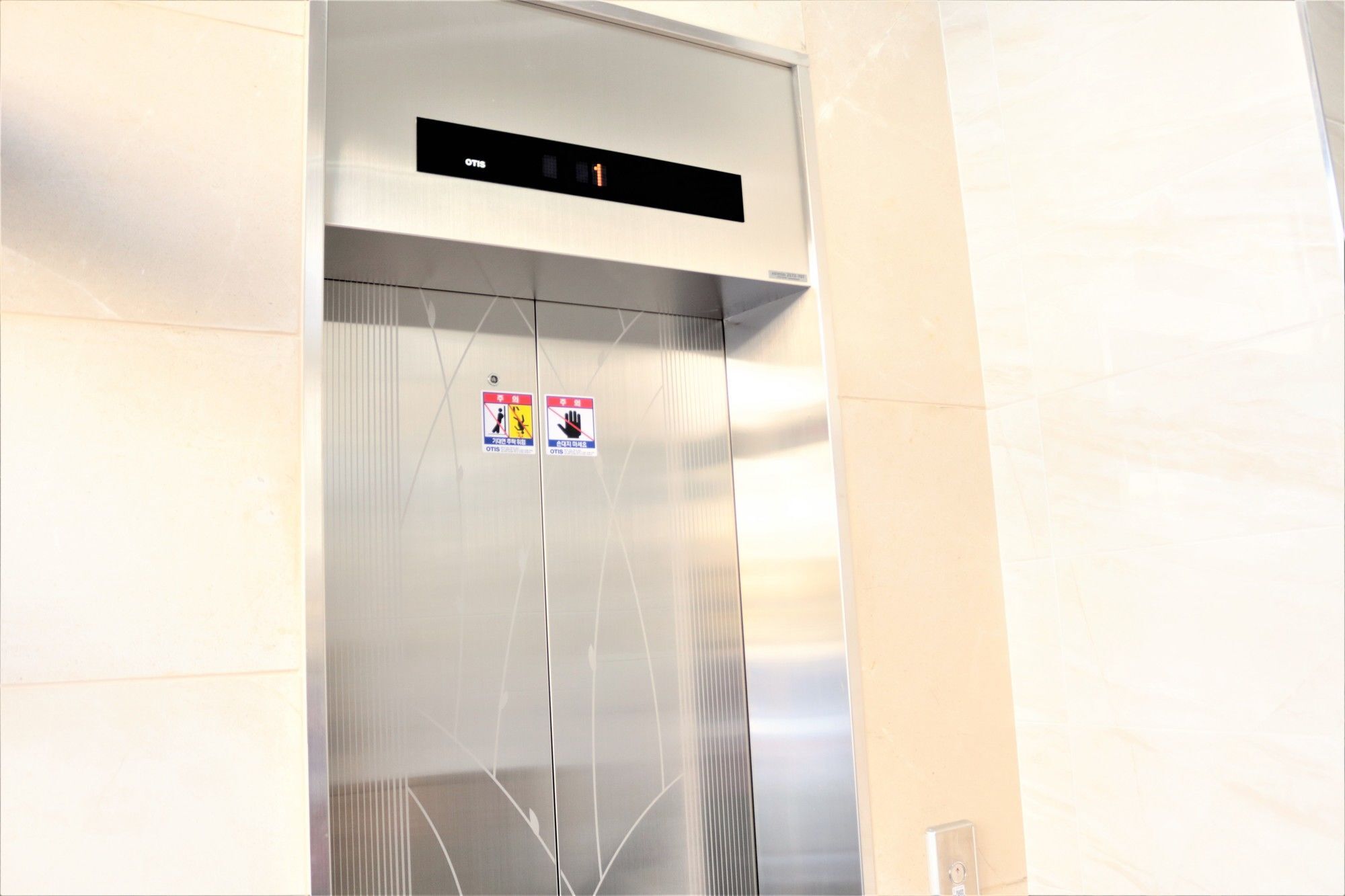 אינצ'ון Korus Guesthouse מראה חיצוני תמונה